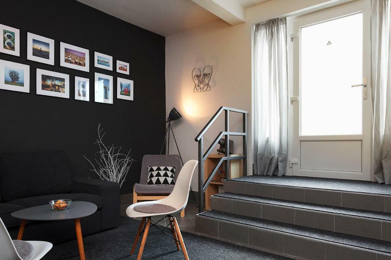 Floyd Room Zagreb Extérieur photo